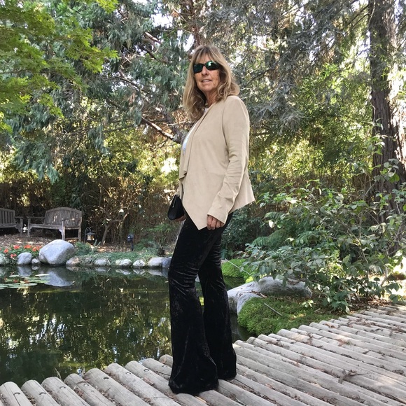 Black Stretchy Crushed Velvet Pants in XL - Picture 3 of 8